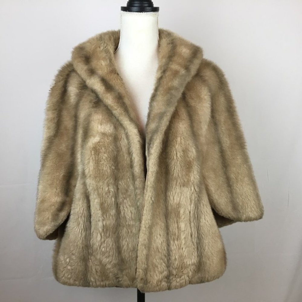 VTG Regina Glenara by Glenoit  Faux Fur Cape Tan